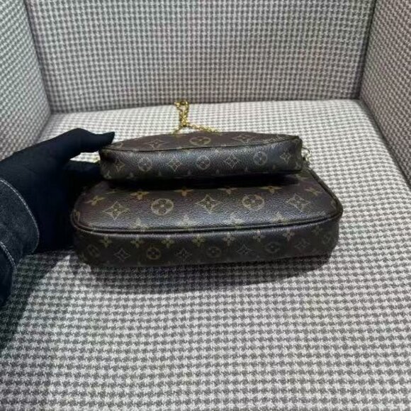 LOUIS VUITTON bag - Picture 7 of 8